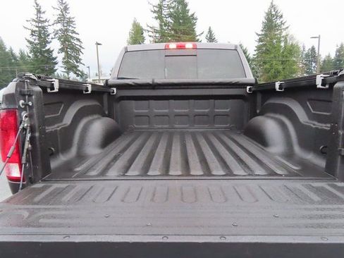 Used 2018 RAM 1500 Big Horn image 8