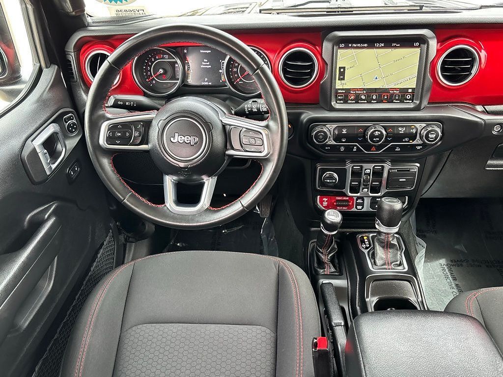 Used 2022 Jeep Wrangler Unlimited Rubicon AWD/4WD image 15