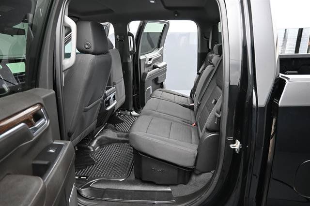 Used 2022 GMC Sierra 1500 Elevation w/ LPO, Elevation Black Package AWD/4WD image 18