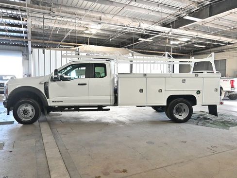 New 2026 Ford F550 4x4 SuperCab Super Duty image 5