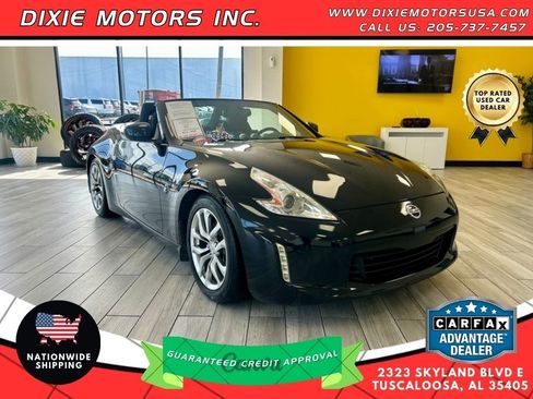 Used 2014 Nissan 370Z Touring w/ Navigation Package RWD image 1