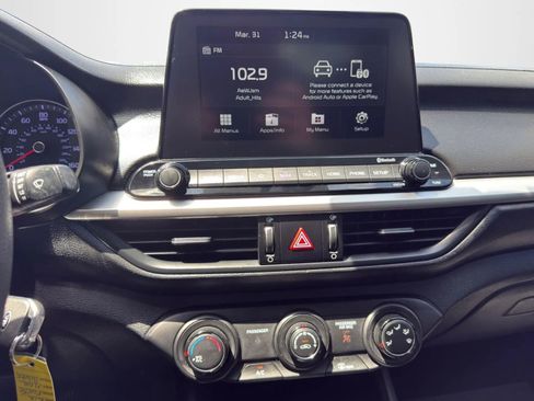 Used 2020 Kia Forte LXS image 21