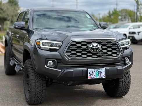 Used 2023 Toyota Tacoma TRD Off-Road w/ Black Out Package (TMS) image 7