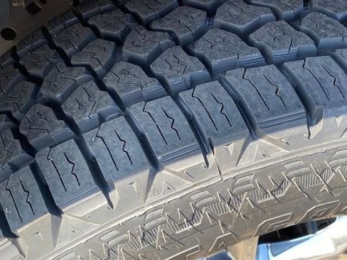 Used 2023 Ford F150 XLT w/ XTR Package image 24