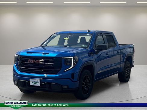 Used 2023 GMC Sierra 1500 Elevation AWD/4WD image 14