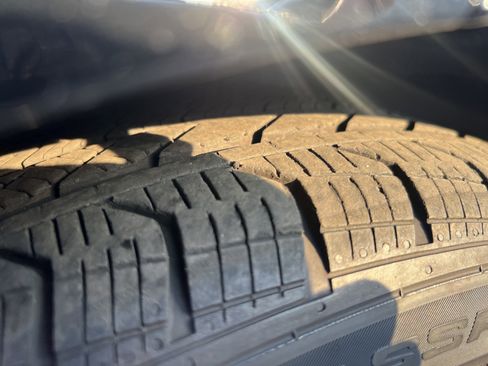 Used 2025 Mercedes-Benz C 300 Sedan image 12