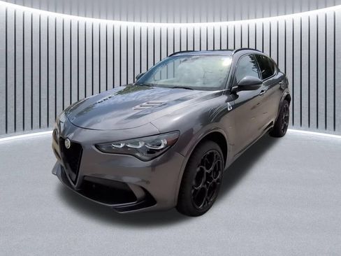 Used 2024 Alfa Romeo Stelvio Quadrifoglio AWD/4WD image 26