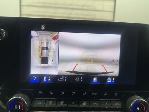 Used 2024 Chevrolet Colorado Z71 w/ LPO, Dark Essentials Package image 25