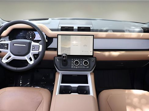 New 2026 Land Rover Defender 110 X-Dynamic SE AWD/4WD image 13