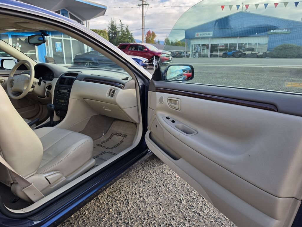 Used 2000 Toyota Solara SLE FWD image 12