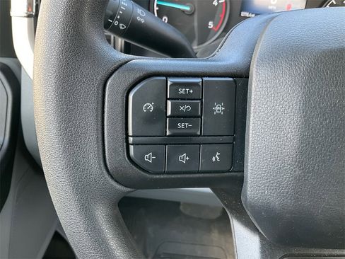 Used 2025 Ford F450 XL w/ XL Chrome Package image 15