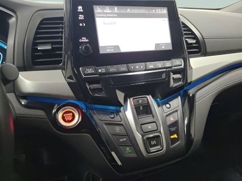 Used 2024 Honda Odyssey Touring image 32