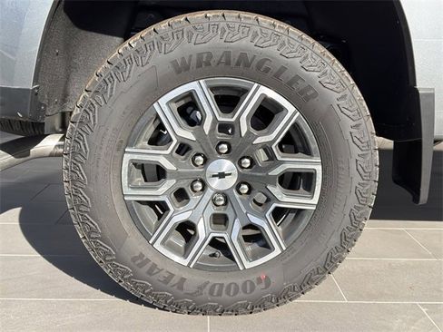 New 2026 Chevrolet Colorado Z71 w/ Technology Package image 7