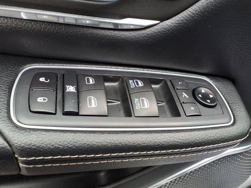 Used 2020 RAM 1500 Laramie w/ Sport Appearance Package image 12