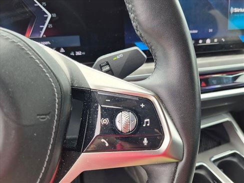 Used 2024 BMW i7 eDrive50 RWD image 13