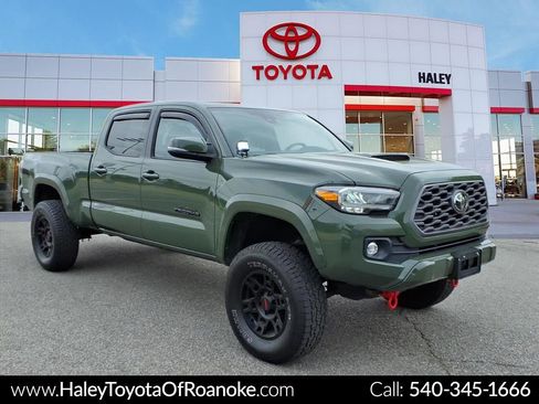 Used 2021 Toyota Tacoma TRD Sport w/ Technology Package AWD/4WD image 1