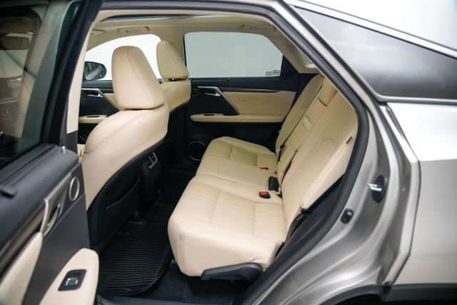 Used 2022 Lexus RX 450h AWD w/ Luxury Package image 15