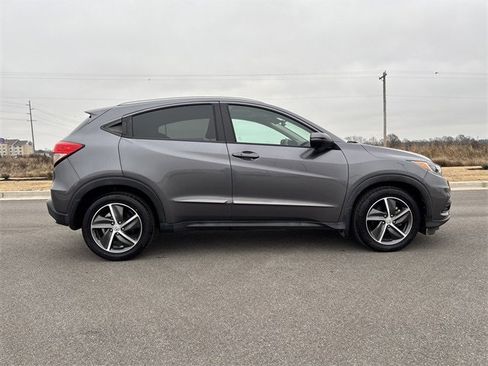 Used 2021 Honda HR-V EX image 11