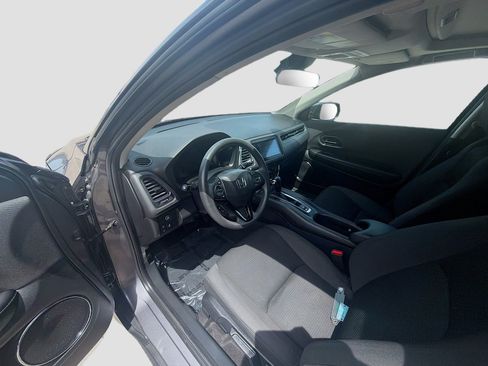 Certified 2022 Honda HR-V EX image 9