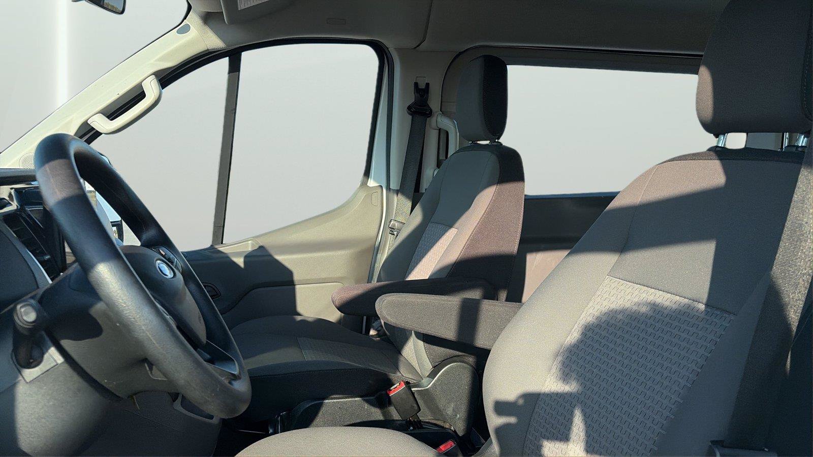 Used 2024 Ford Transit 350 XLT RWD image 11