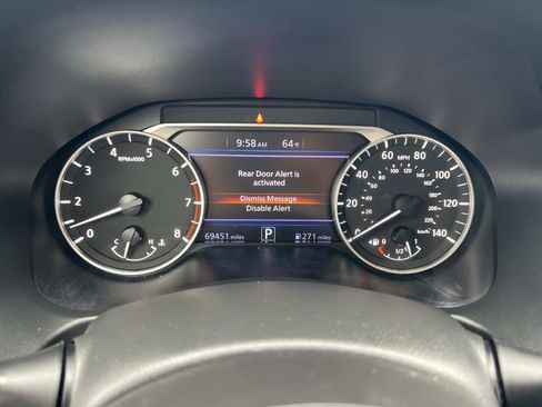 Used 2022 Nissan Altima 2.5 SV FWD image 11