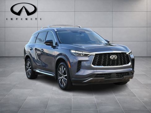 Certified 2023 INFINITI QX60 Sensory w/ Vision Package FWD image 3