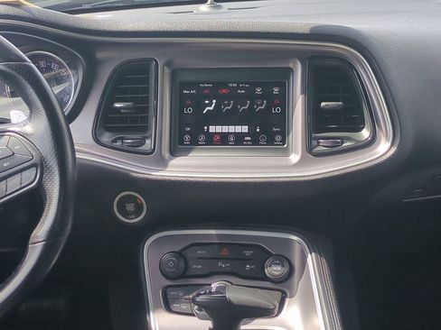 Used 2022 Dodge Challenger GT RWD image 18