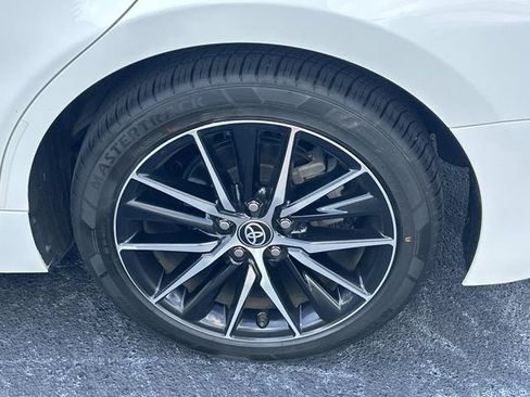 Used 2024 Toyota Camry SE w/ Cold Weather Package FWD image 12