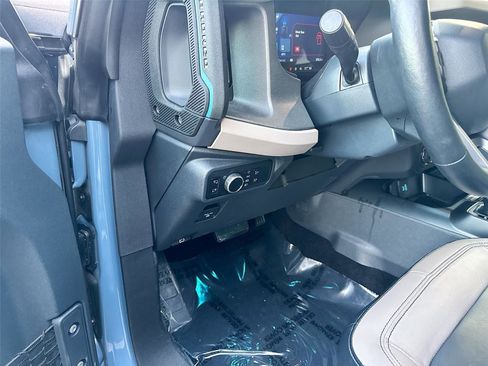 Used 2024 Ford Bronco Wildtrak image 10