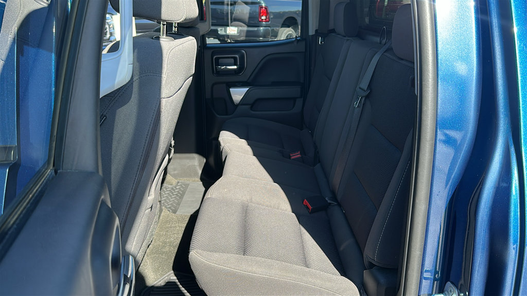 Used 2018 Chevrolet Silverado 1500 LT w/ All Star Edition AWD/4WD image 28