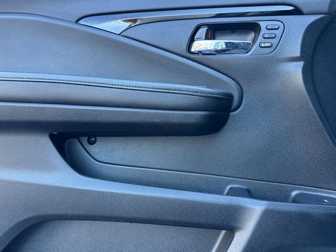 Used 2021 Honda Pilot Touring image 10