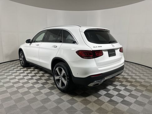 Used 2022 Mercedes-Benz GLC 300 4MATIC image 5