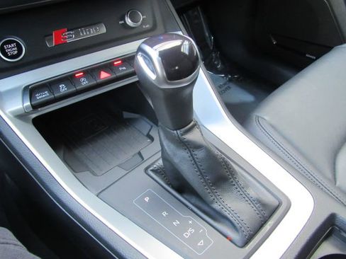 Used 2023 Audi Q3 2.0T Premium Plus w/ Premium Plus Package image 46