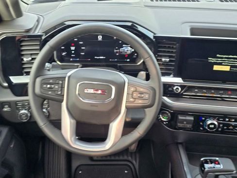 New 2026 GMC Sierra 1500 SLT image 13