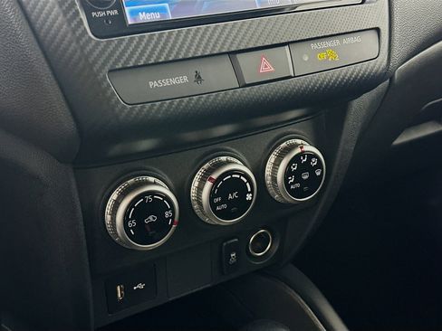 Used 2025 Mitsubishi Outlander Sport ES image 22