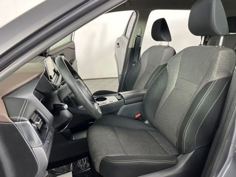 Used 2022 Nissan Rogue SV FWD image 20
