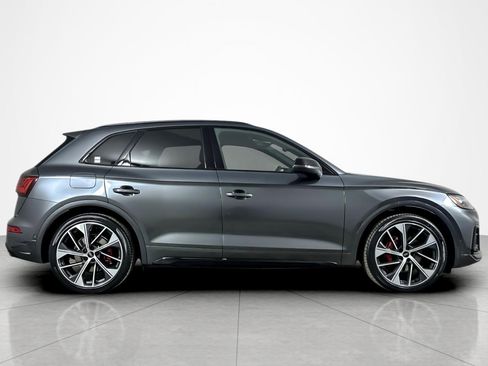 Used 2023 Audi SQ5 Prestige w/ Prestige Package image 6