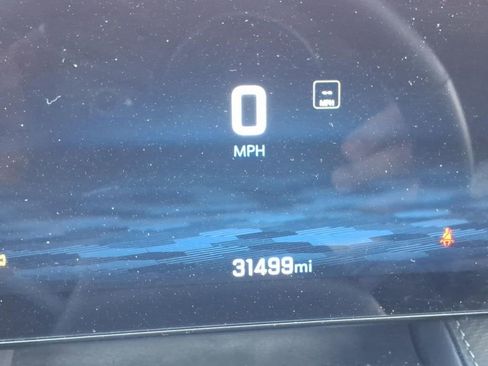 Used 2025 Chevrolet Equinox LT FWD image 25