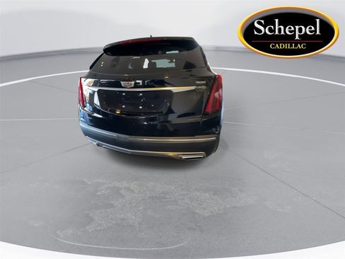 Certified 2025 Cadillac XT5 Premium Luxury AWD/4WD image 7