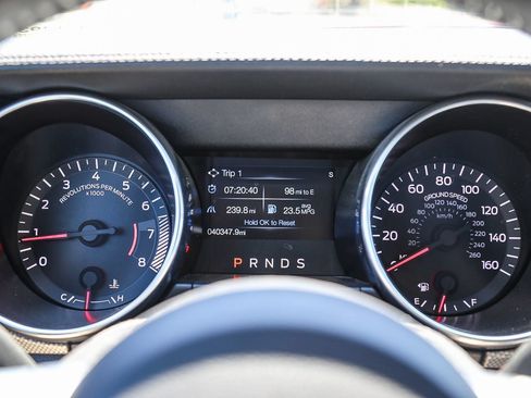 Used 2018 Ford Mustang Convertible w/ Equipment Group 101A RWD image 6