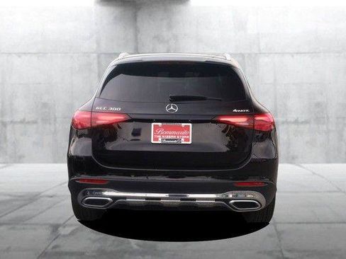 Used 2024 Mercedes-Benz GLC 300 4MATIC image 6