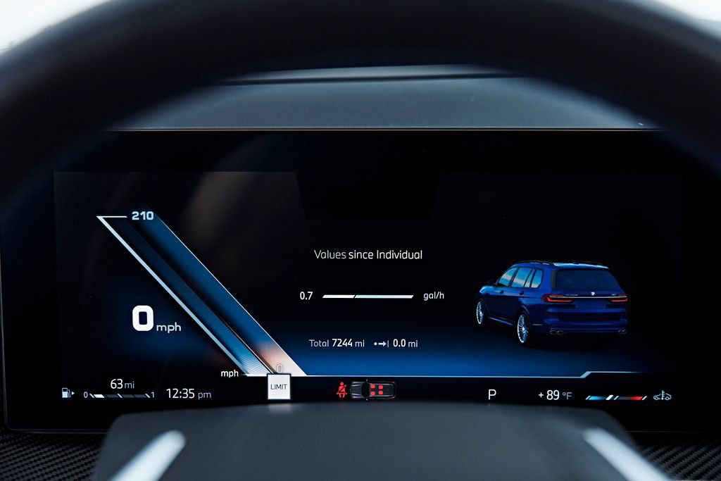 Used 2025 BMW ALPINA XB7 AWD/4WD image 74