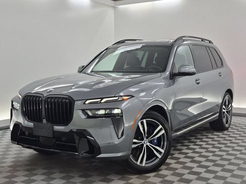 Used 2026 BMW X7 xDrive40i AWD/4WD image 1
