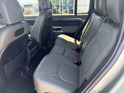 Used 2022 Land Rover Defender 110 S AWD/4WD image 13
