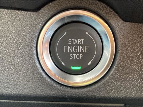 New 2026 Chevrolet Traverse LT image 15