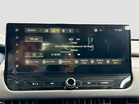 New 2025 Mitsubishi Outlander SE image 11