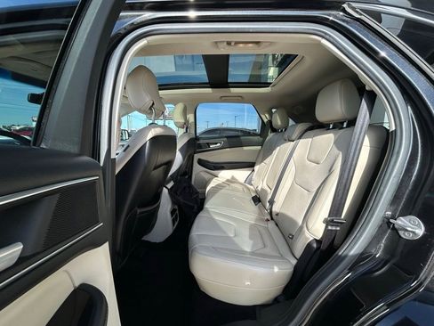 Used 2015 Ford Edge Titanium w/ Equipment Group 301A image 8