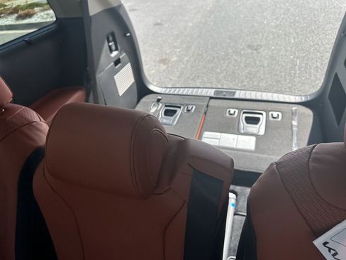 New 2026 Kia Carnival SX Prestige image 20