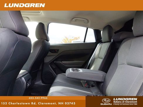 Used 2024 Subaru Crosstrek 2.0i Premium image 18