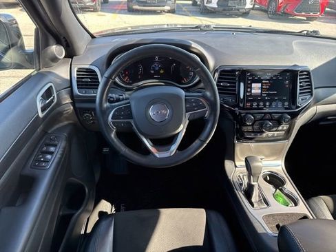 Used 2021 Jeep Grand Cherokee Laredo X AWD/4WD image 23